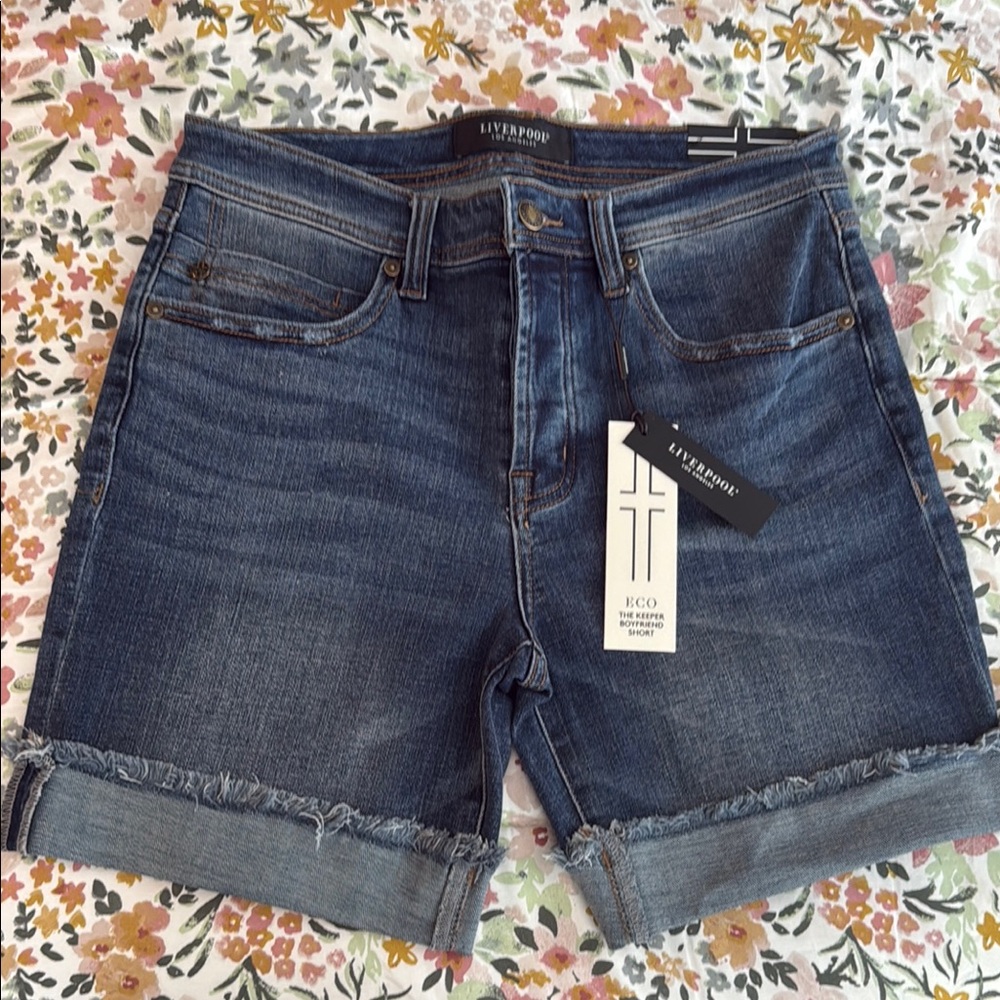 Liverpool The Keeper Boyfriend Short